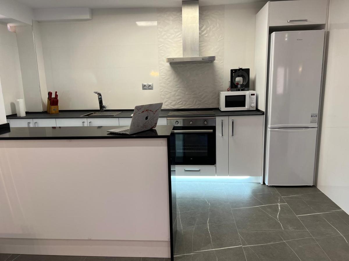 Apartamento Espacioso De Diseno A 3 Min Renfe. Córdova Exterior foto