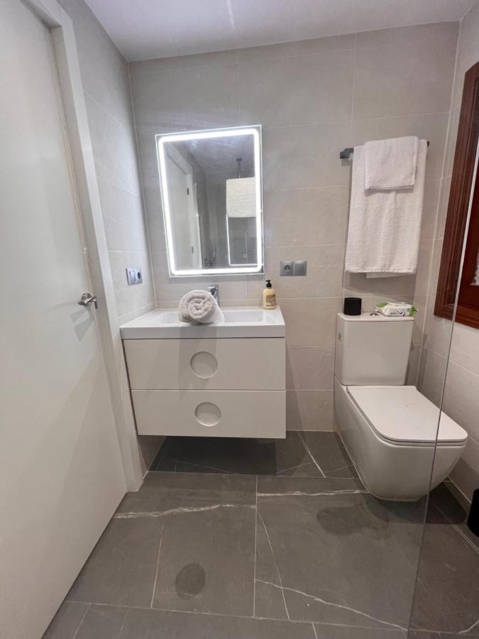 Apartamento Espacioso De Diseno A 3 Min Renfe. Córdova Exterior foto
