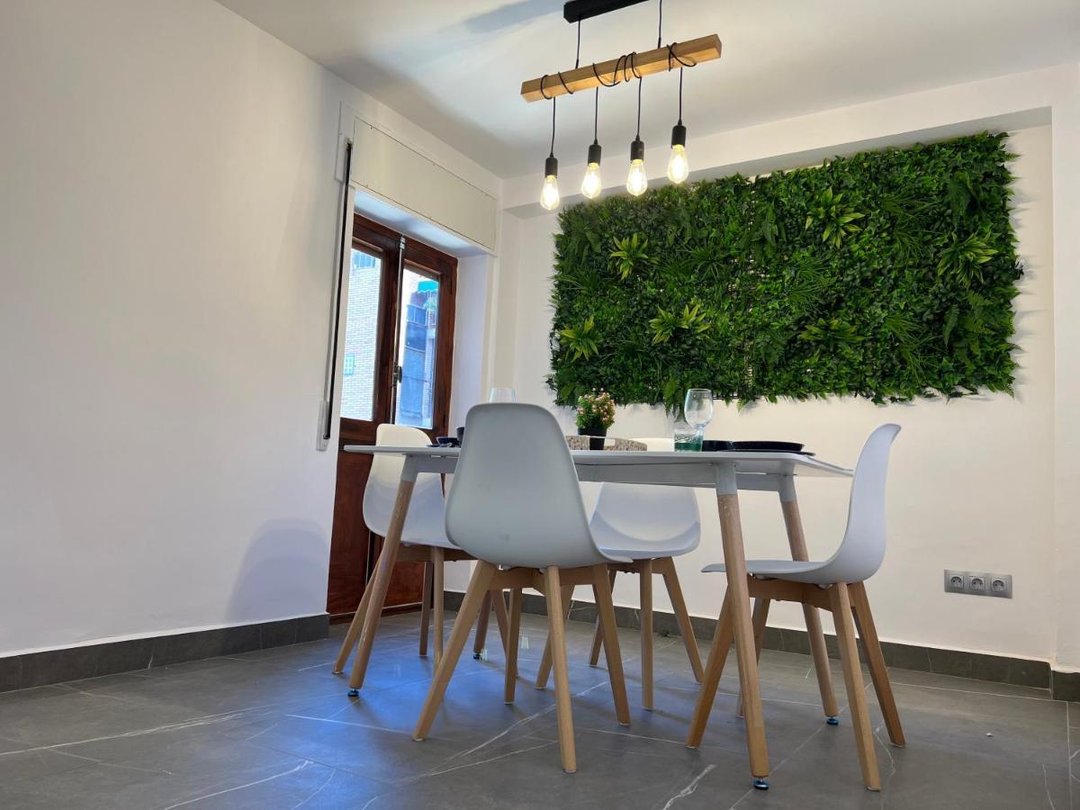 Apartamento Espacioso De Diseno A 3 Min Renfe. Córdova Exterior foto
