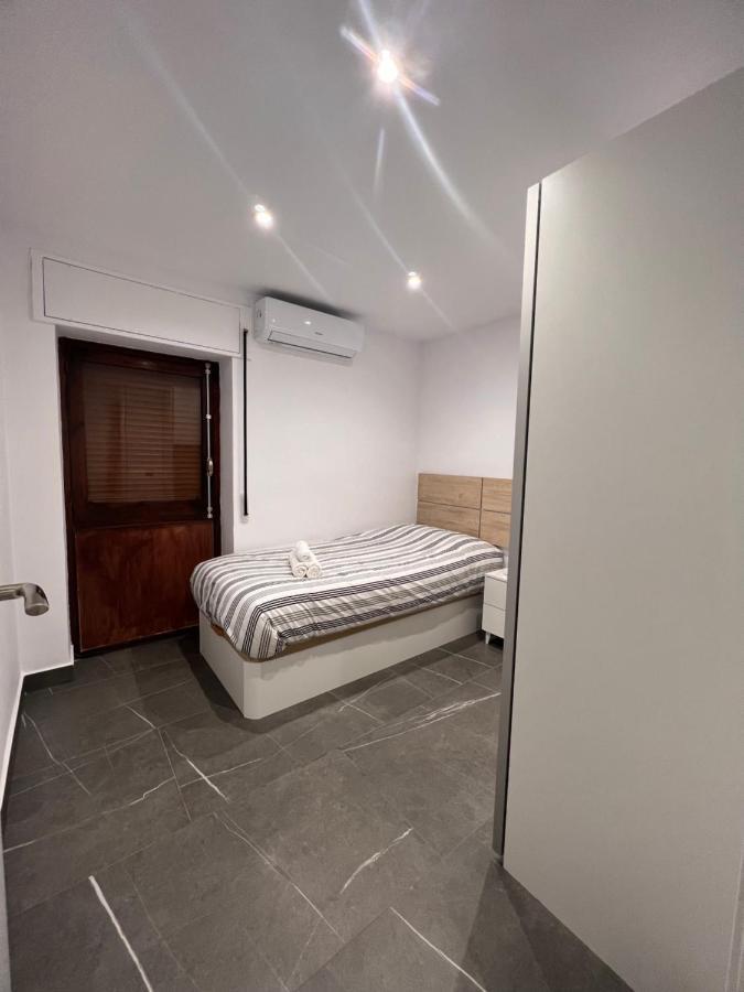 Apartamento Espacioso De Diseno A 3 Min Renfe. Córdova Exterior foto